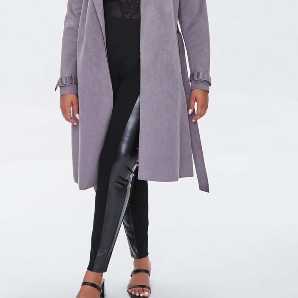 Black Leggings with Zippers - Picture 6 of 12
